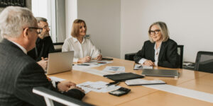 Factors for choosing staff augmentation versus outsourcing header image